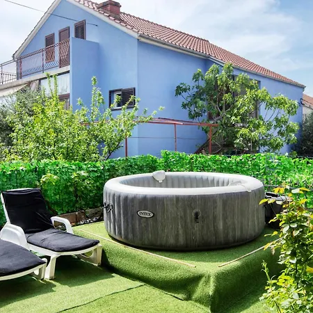 דירה With Hot Tub - 22886 שיבניק